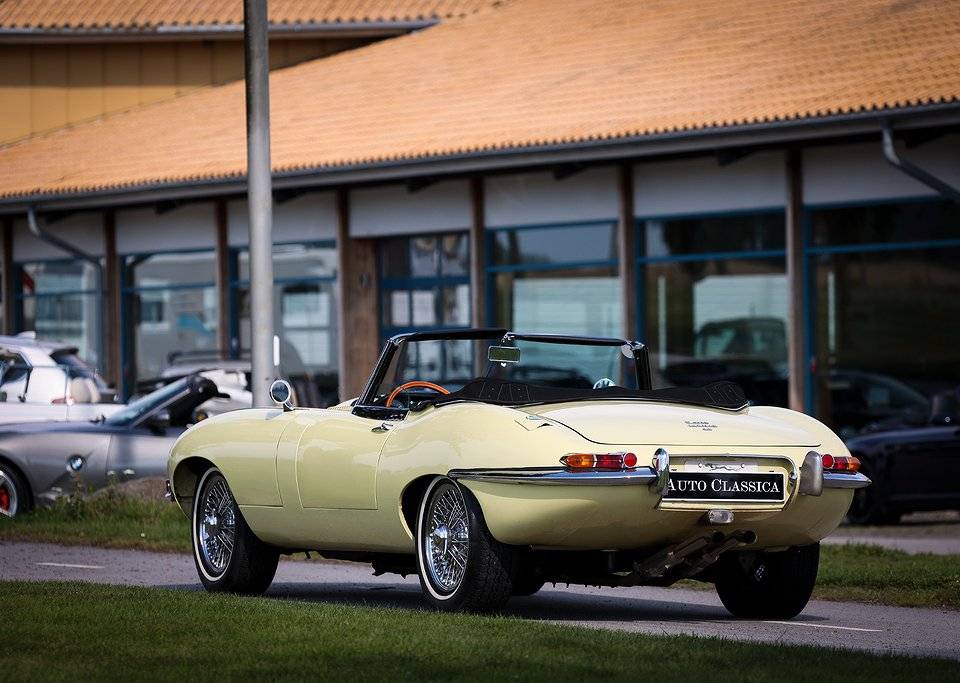 Bild 35/35 von Jaguar E-Type (1967)