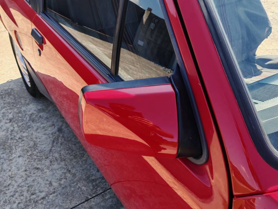 Bild 28/36 von Opel Corsa 1.6 GSi (1989)