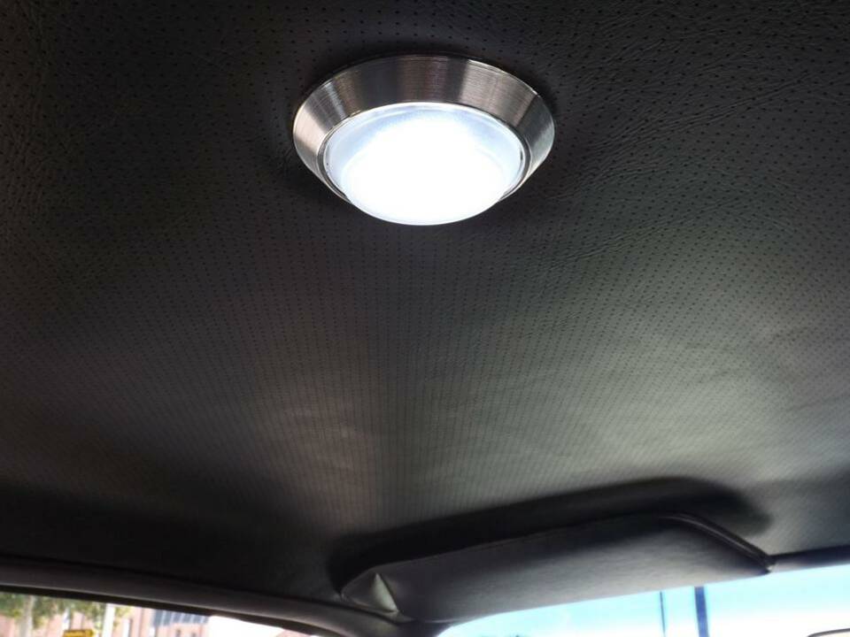 Image 39/50 of Chevrolet Camaro Z28 (1974)