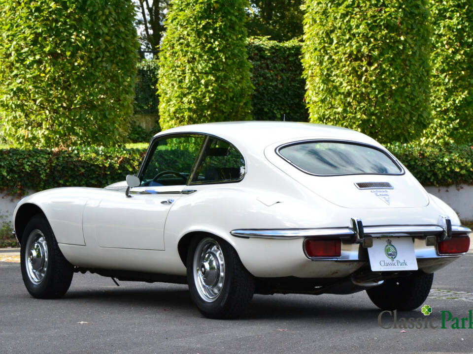 Bild 3/50 von Jaguar E-Type V12 (2+2) (1971)