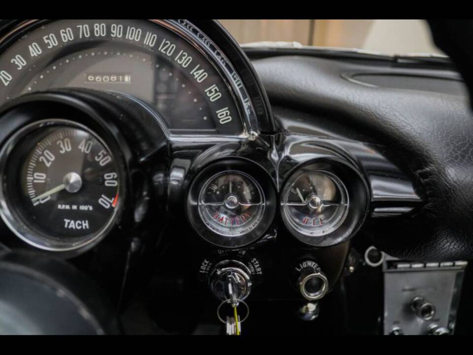 Image 21/100 of Chevrolet Corvette (1958)