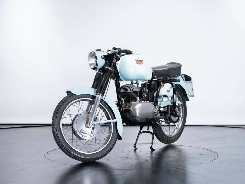 Image 7/50 of Bianchi 125 (1958)