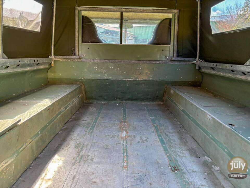 Bild 11/12 von Land Rover 109 (1982)