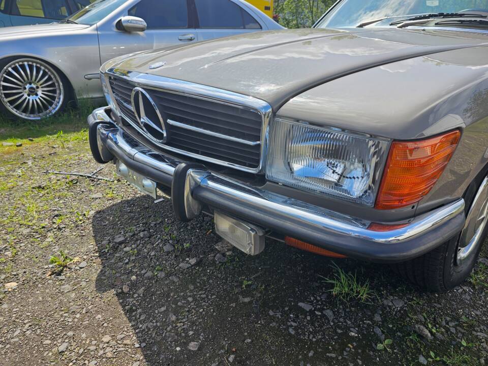 Image 22/27 of Mercedes-Benz 350 SL (1972)