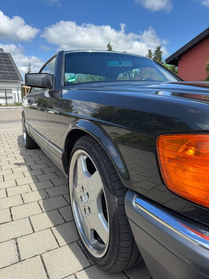 Image 5/26 of Mercedes-Benz 560 SEC (1990)