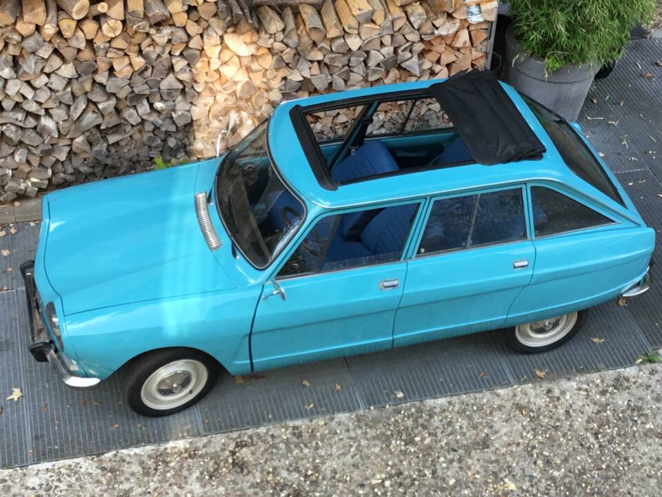 Image 2/62 of Citroën Ami 8 (1975)