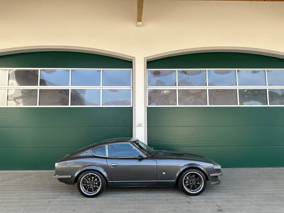 Image 50/64 of Datsun 280 Z (1976)
