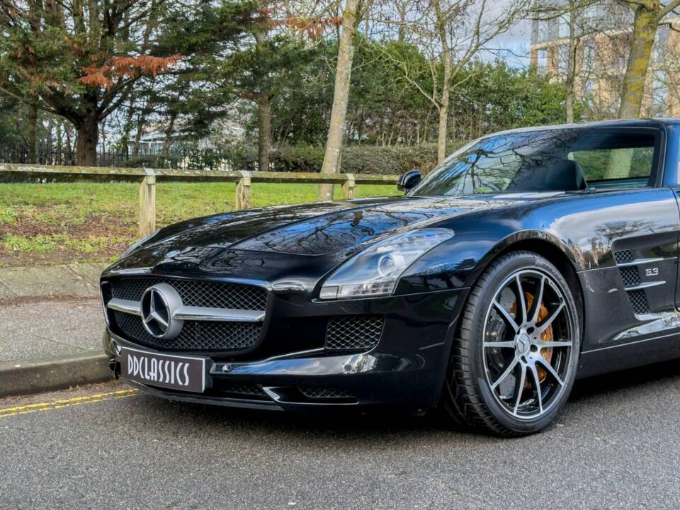 Bild 7/17 von Mercedes-Benz SLS AMG (2010)