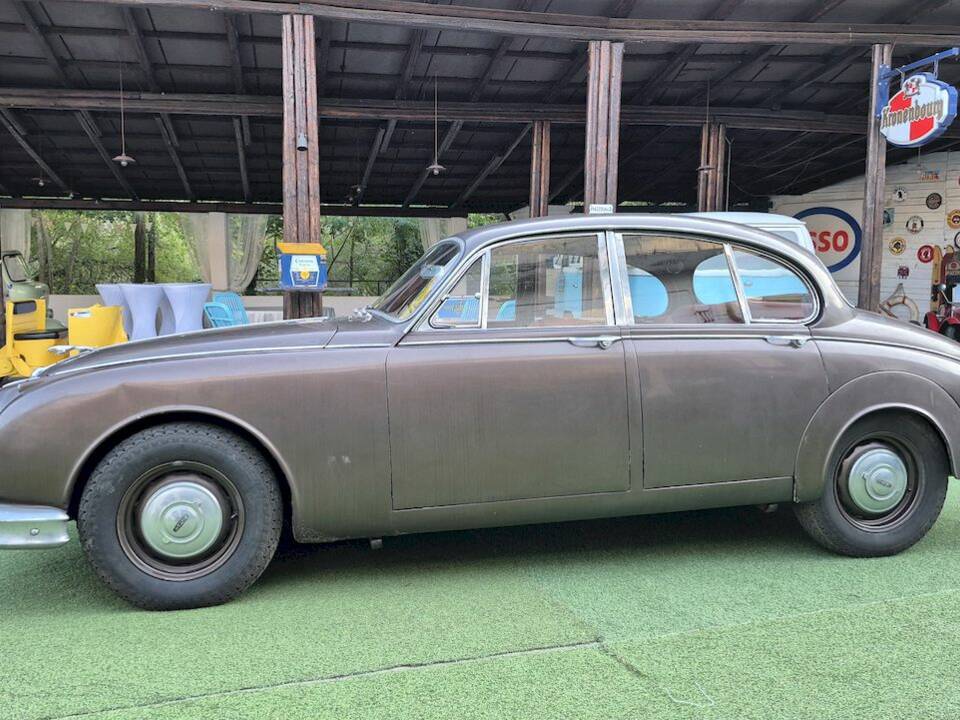 Bild 4/76 von Jaguar Mk II 2.4 (1963)