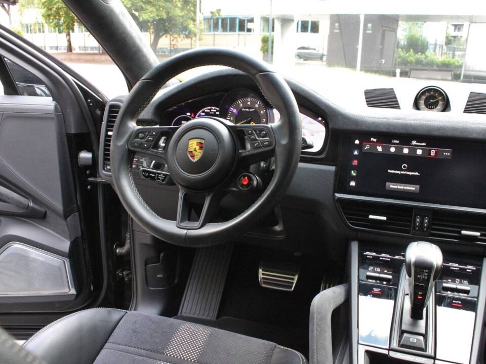 Image 9/19 of Porsche Cayenne Turbo GT (2022)