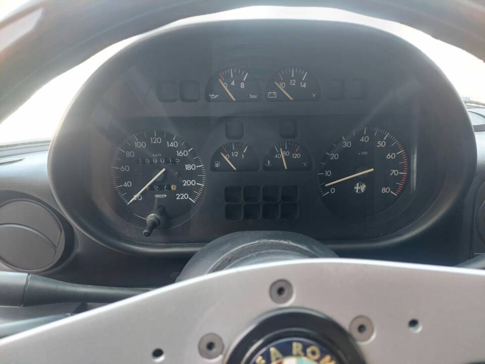 Image 26/27 of Alfa Romeo 2.0 Spider (1991)