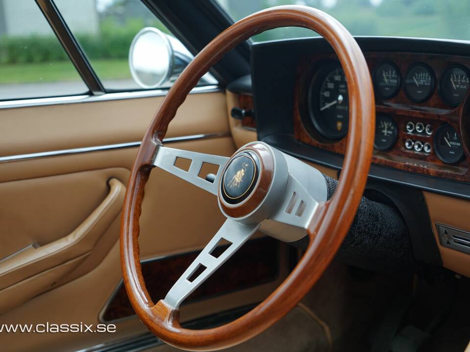 Image 25/28 of Lamborghini Espada 400 GT (1970)
