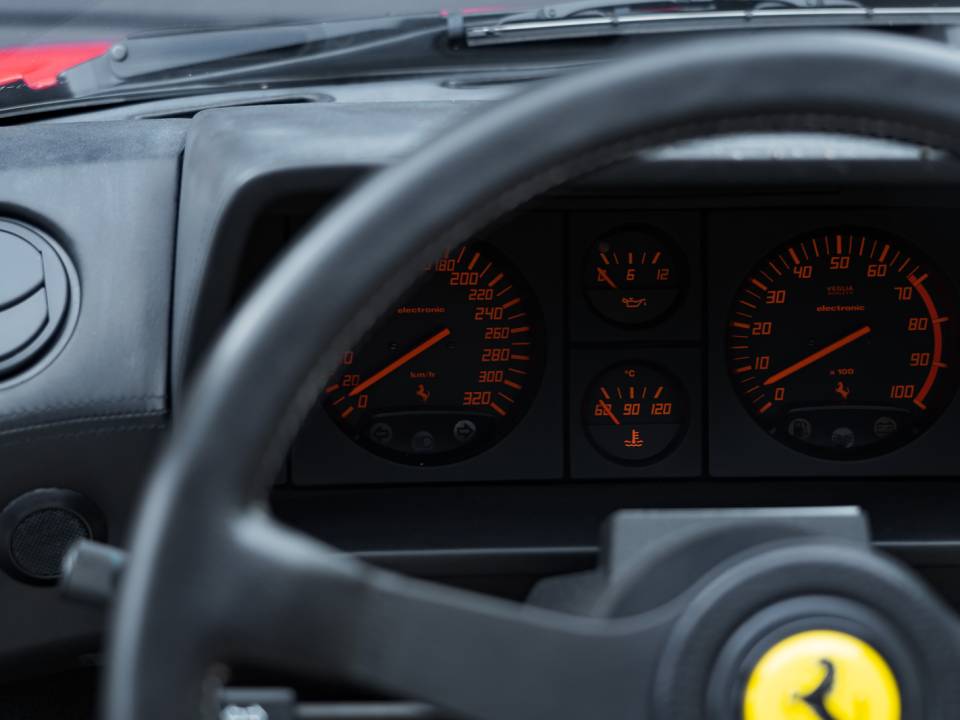 Immagine 16/50 di Ferrari Testarossa (1986)