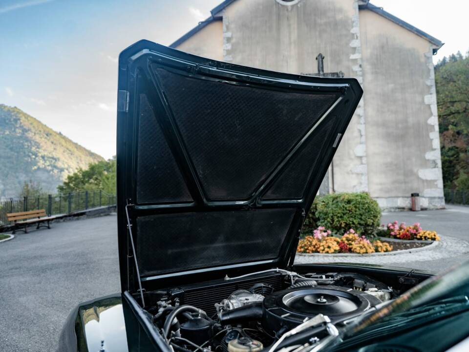 Bild 18/21 von Jensen Interceptor  MK II (1971)
