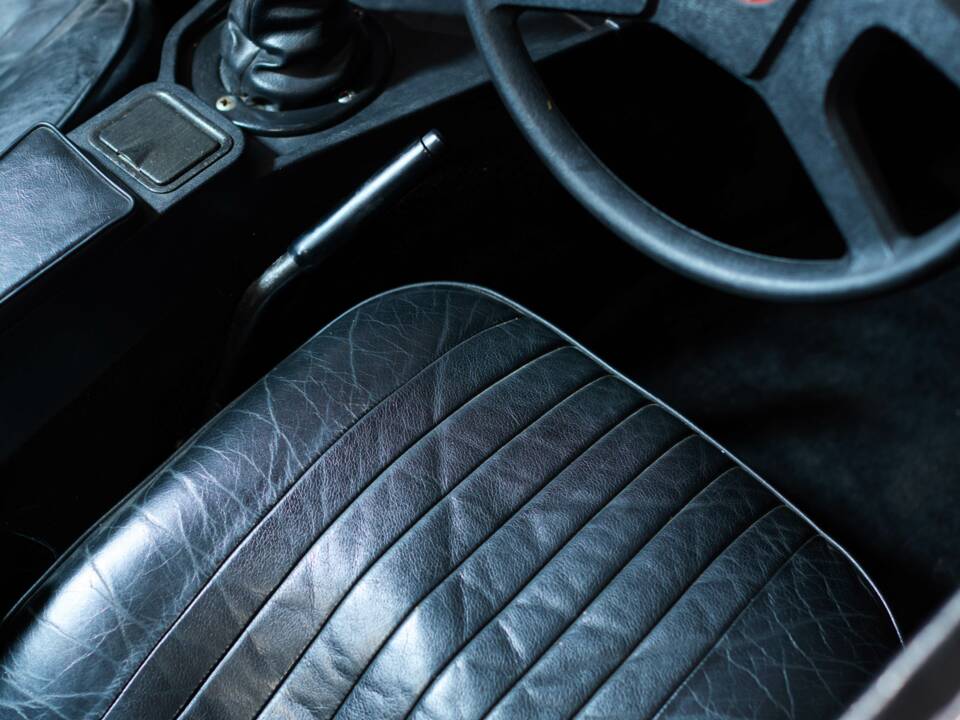 Immagine 19/25 di MG MGB Limited Edition (1981)