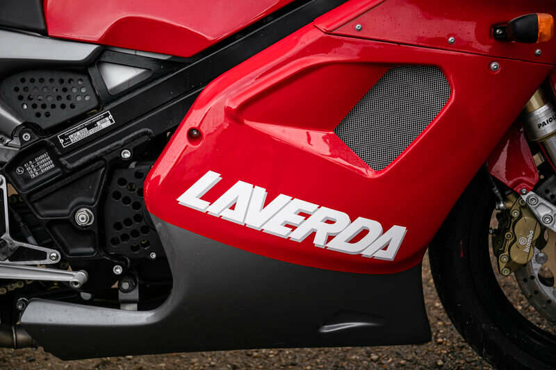 Image 13/31 of Laverda DUMMY (1997)