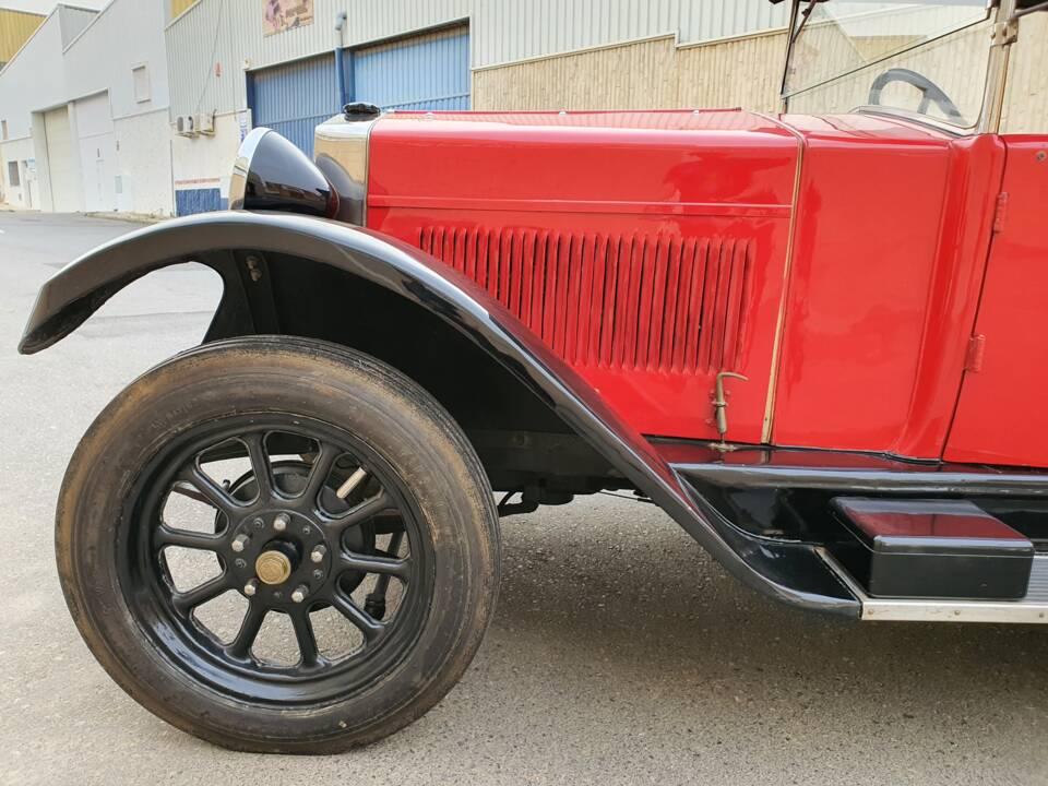 Image 17/99 of FIAT 509 A (1927)