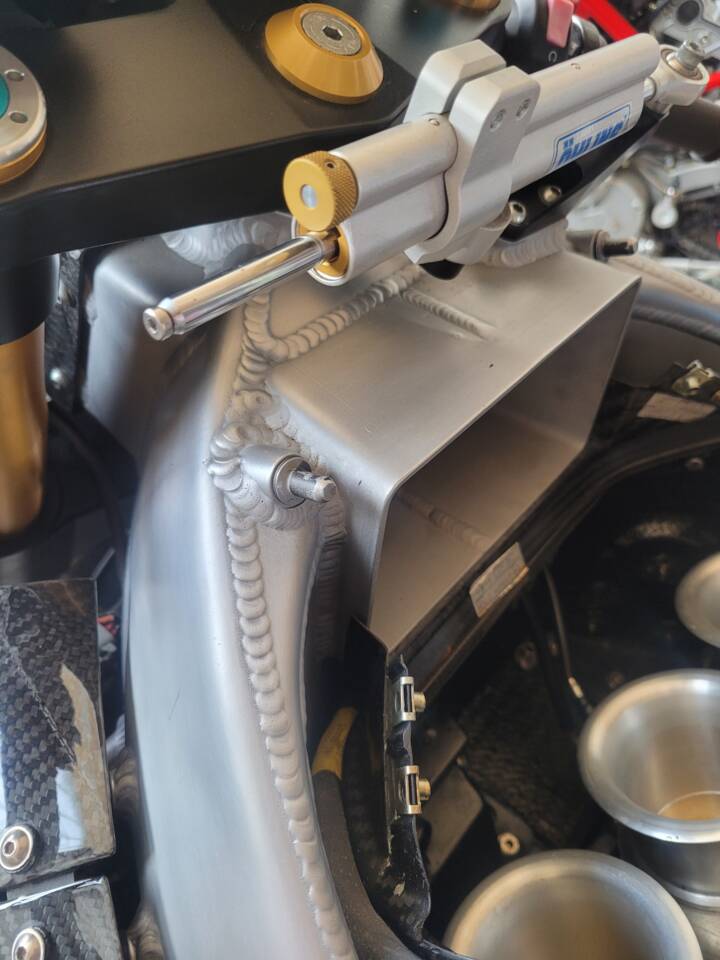 Image 8/69 of Petronas FP1 (2003)