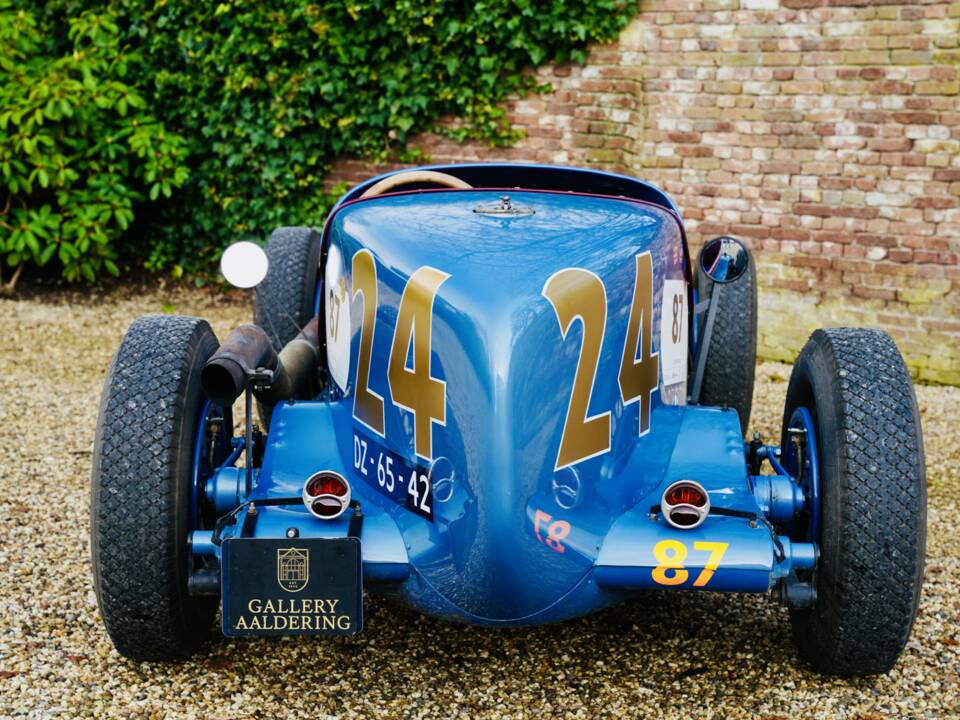 Bild 27/50 von Graham 8 Lucenti Special (1932)