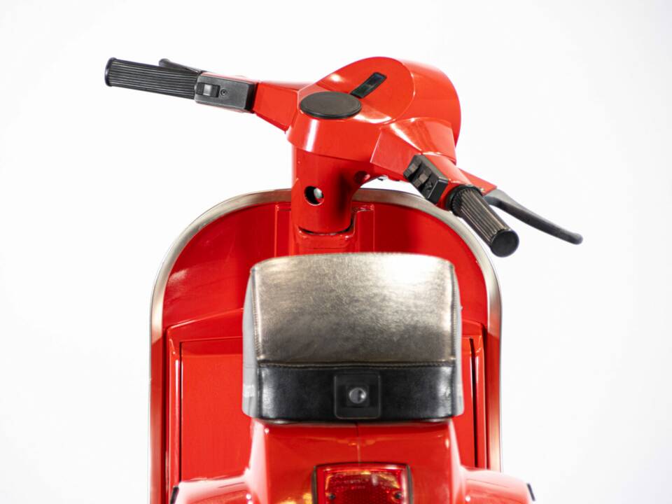 Image 17/43 de Piaggio Vespa PK 50 S (1982)