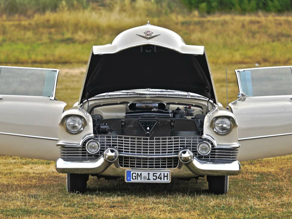 Bild 26/50 von Cadillac 62 Convertible (1954)