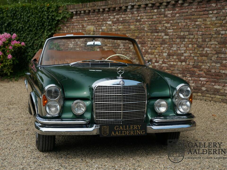 Afbeelding 48/50 van Mercedes-Benz 220 SE b (1964)