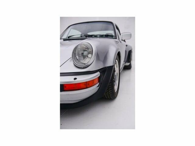 Image 38/64 of Porsche 911 Turbo 3.3 (1979)