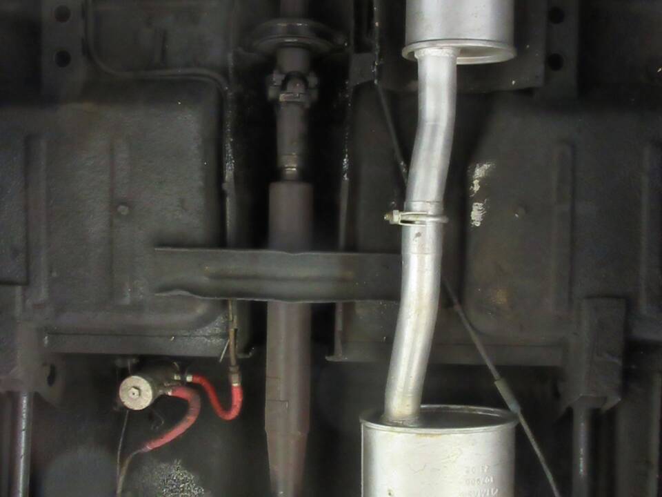 Bild 32/37 von Alfa Romeo 2600 Spider (1966)