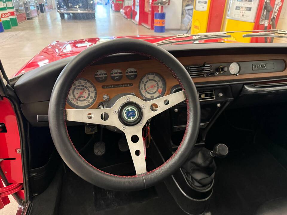 Imagen 9/17 de Lancia Fulvia 3 (1974)