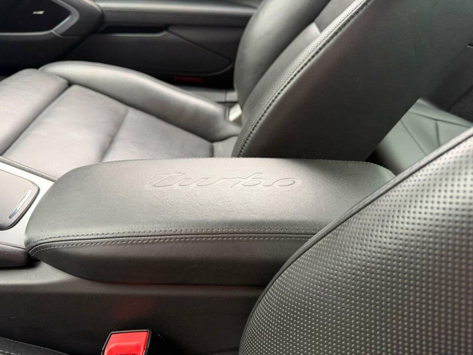 Bild 22/39 von Porsche 911 Turbo (2018)