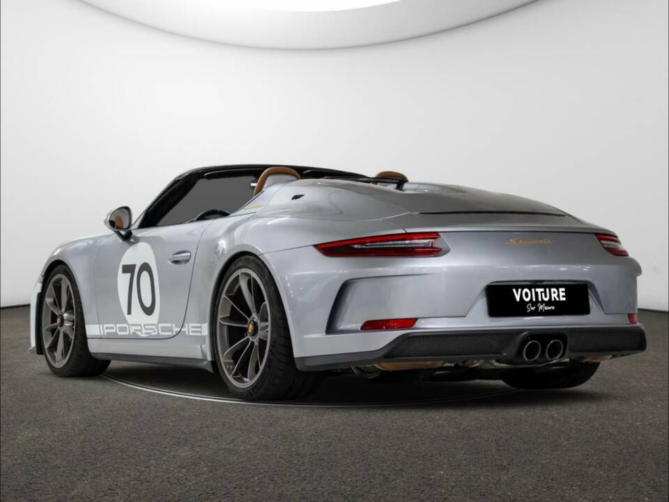 Image 2/12 of Porsche 911 Speedster (2019)