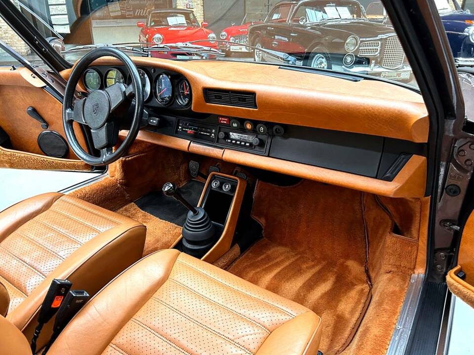 Bild 5/29 von Porsche 911 2.7 S (1977)