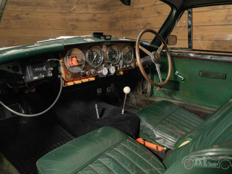 Image 2/19 of Aston Martin DB 2/4 Mk II (1955)