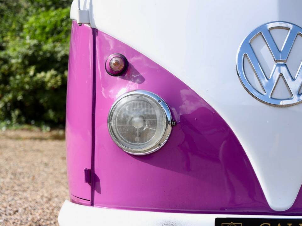 Image 21/50 of Volkswagen T1 Kombi (1958)