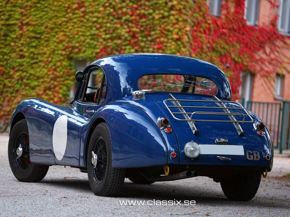 Immagine 13/25 di Jaguar XK 120 FHC (1953)