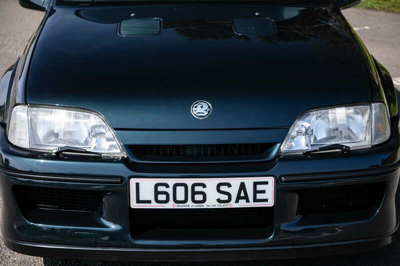 Image 10/37 de Vauxhall Lotus Carlton 3.6 (1993)