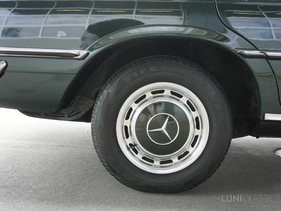 Bild 28/71 von Mercedes-Benz 280 S (1973)