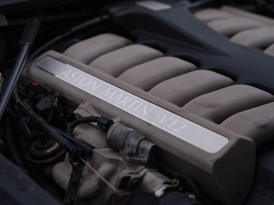 Bild 40/42 von Aston Martin DB 7 Vantage (2001)