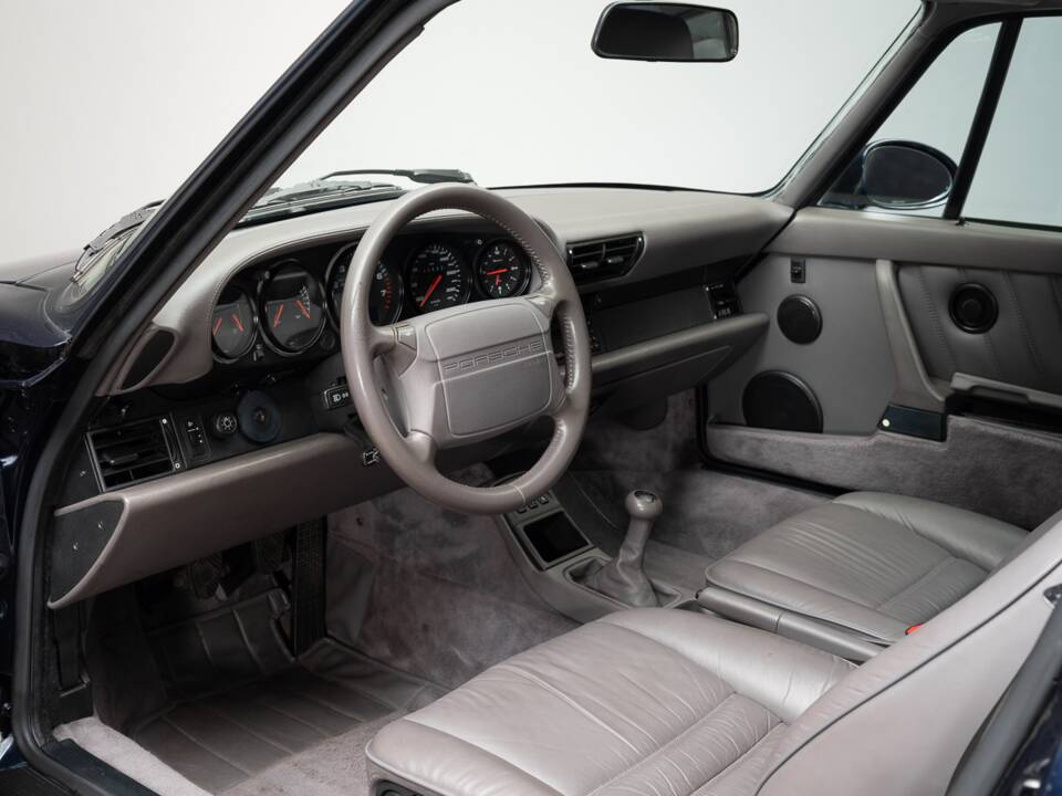 Bild 16/27 von Porsche 911 Turbo 3.6 (WLS) (1993)