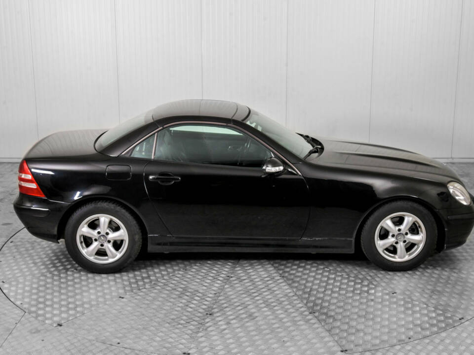 Image 47/50 of Mercedes-Benz SLK 200 Kompressor (2001)