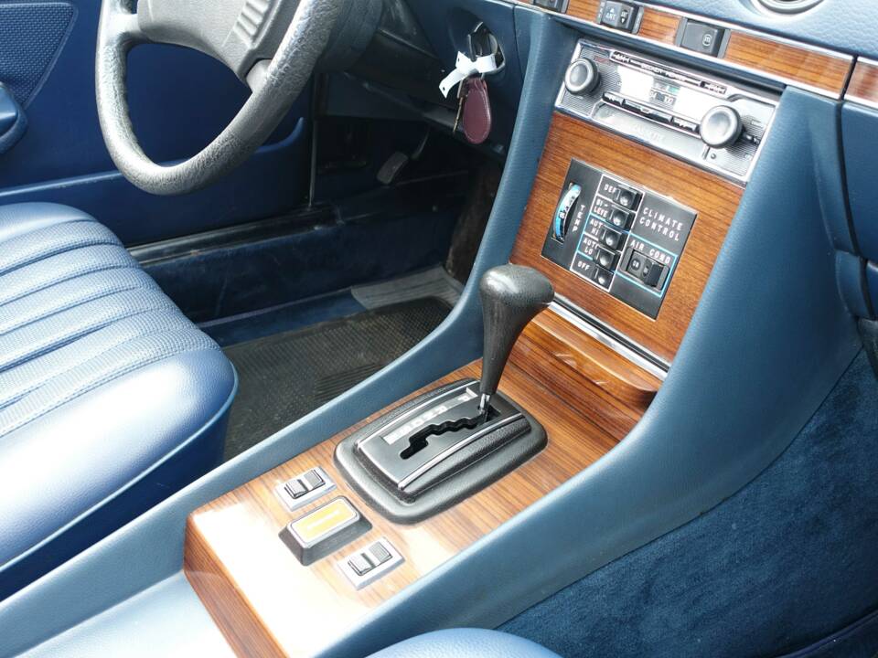 Immagine 32/37 di Mercedes-Benz 450 SL (1978)