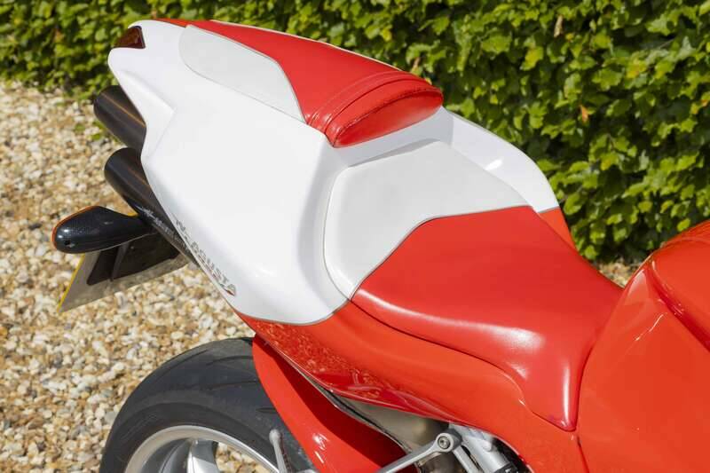 Image 16/45 of MV Agusta F4 1000 S (2006)