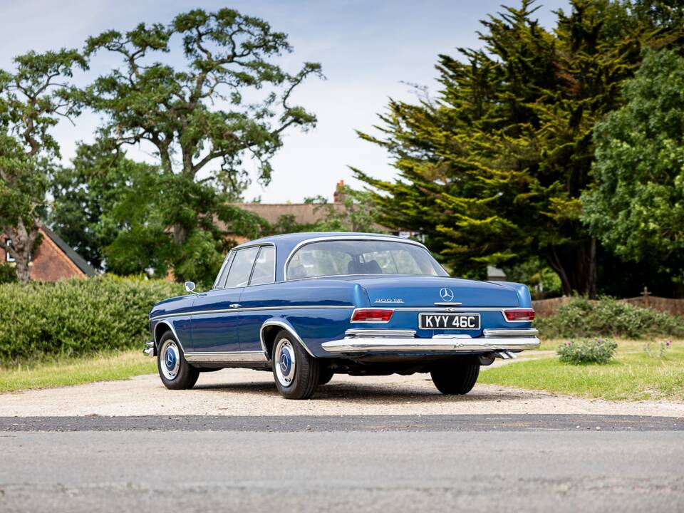 Bild 15/50 von Mercedes-Benz 300 SE (1965)