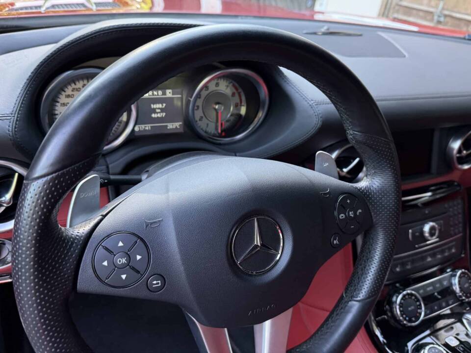 Bild 19/46 von Mercedes-Benz SLS AMG Roadster (2012)