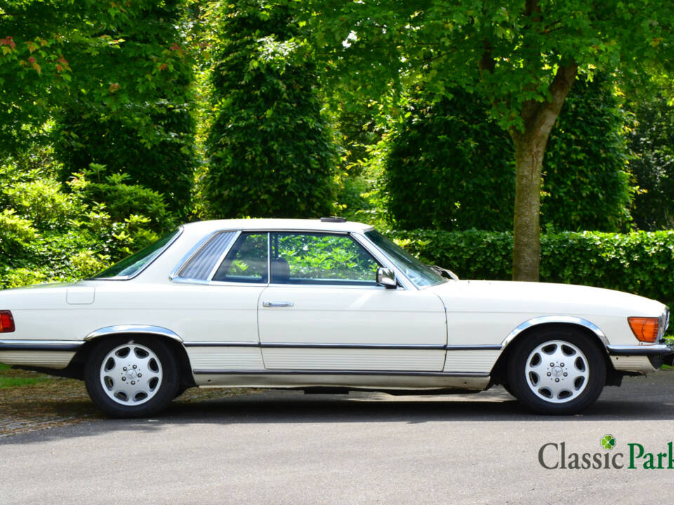 Image 6/41 de Mercedes-Benz 280 SLC (1979)