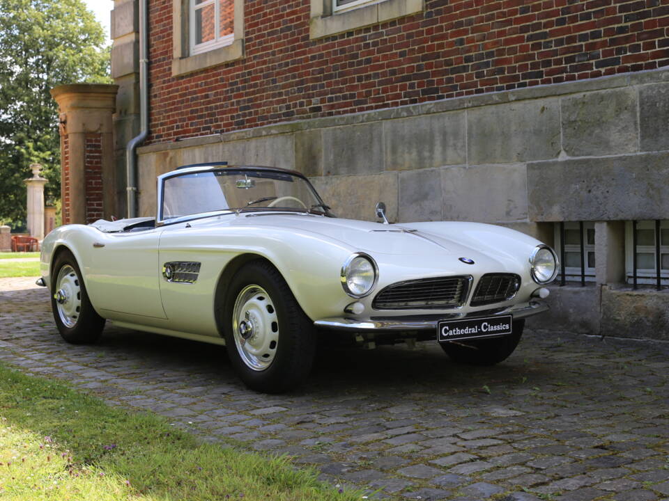 Image 47/51 of BMW 507 (1957)