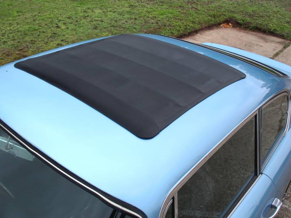 Imagen 18/31 de Aston Martin DB 6 (1968)