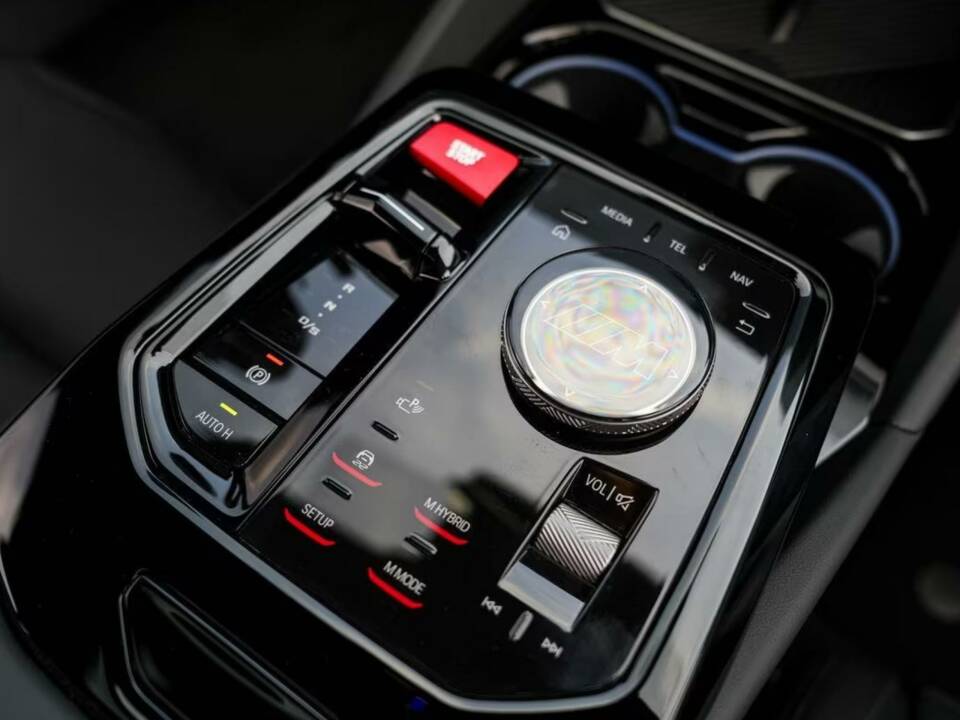 Image 11/16 of BMW M5 Touring (2025)