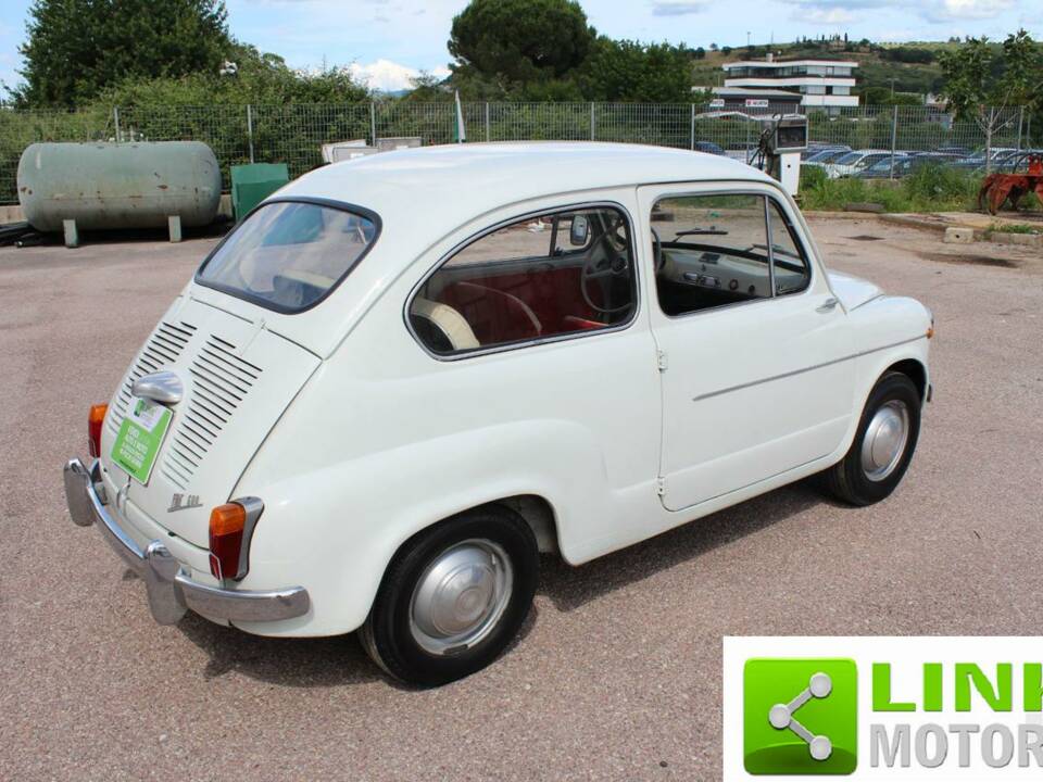 Image 5/10 de FIAT 600 D (1963)