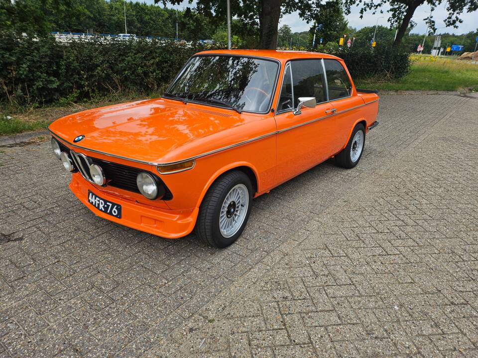 Imagen 2/10 de BMW 1802 (1975)
